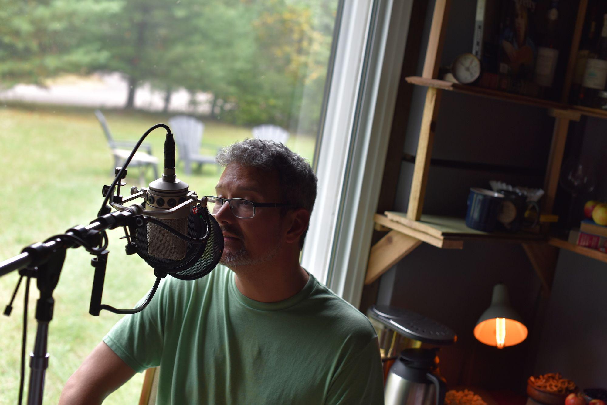 image for This Indie Folk Song Has Roots in Ashland and Paris (FFO Ray LaMontagne). - Krister Axel: Weightless Heart