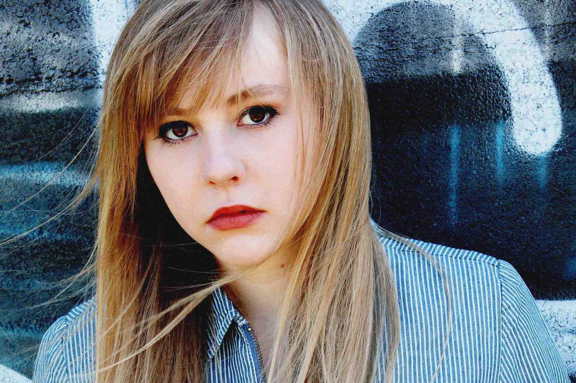 Intimate Folk Pop from Los Angeles Tells Beautiful Story. - Abigail Fierce: Pitch Dark