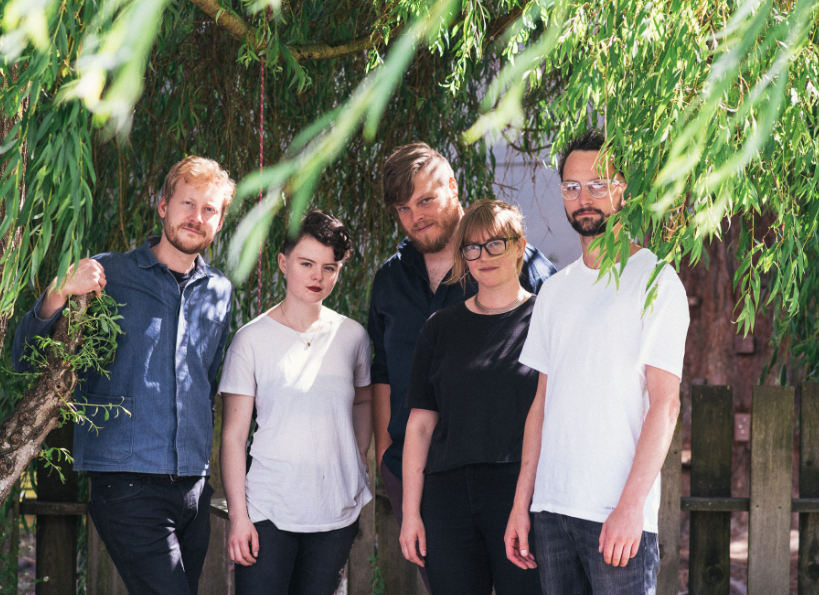 Prog Rock Meets Folk. - Aerialists: Group Manoeuvre II