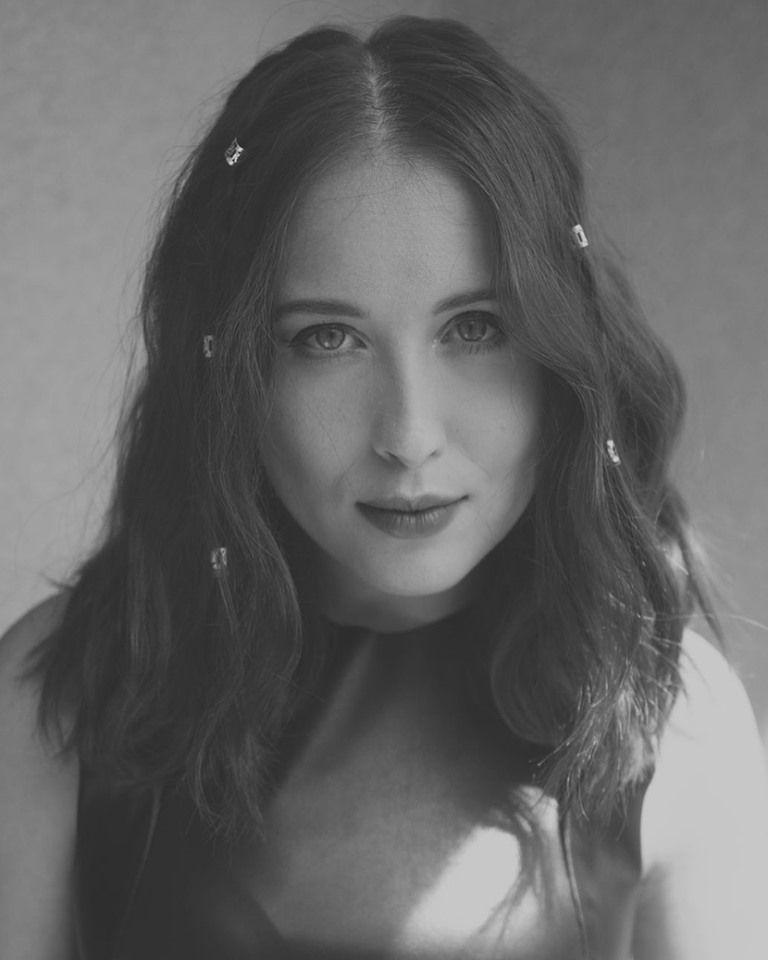 Groovy Electro Pop from Germany. - Alice Merton: Easy