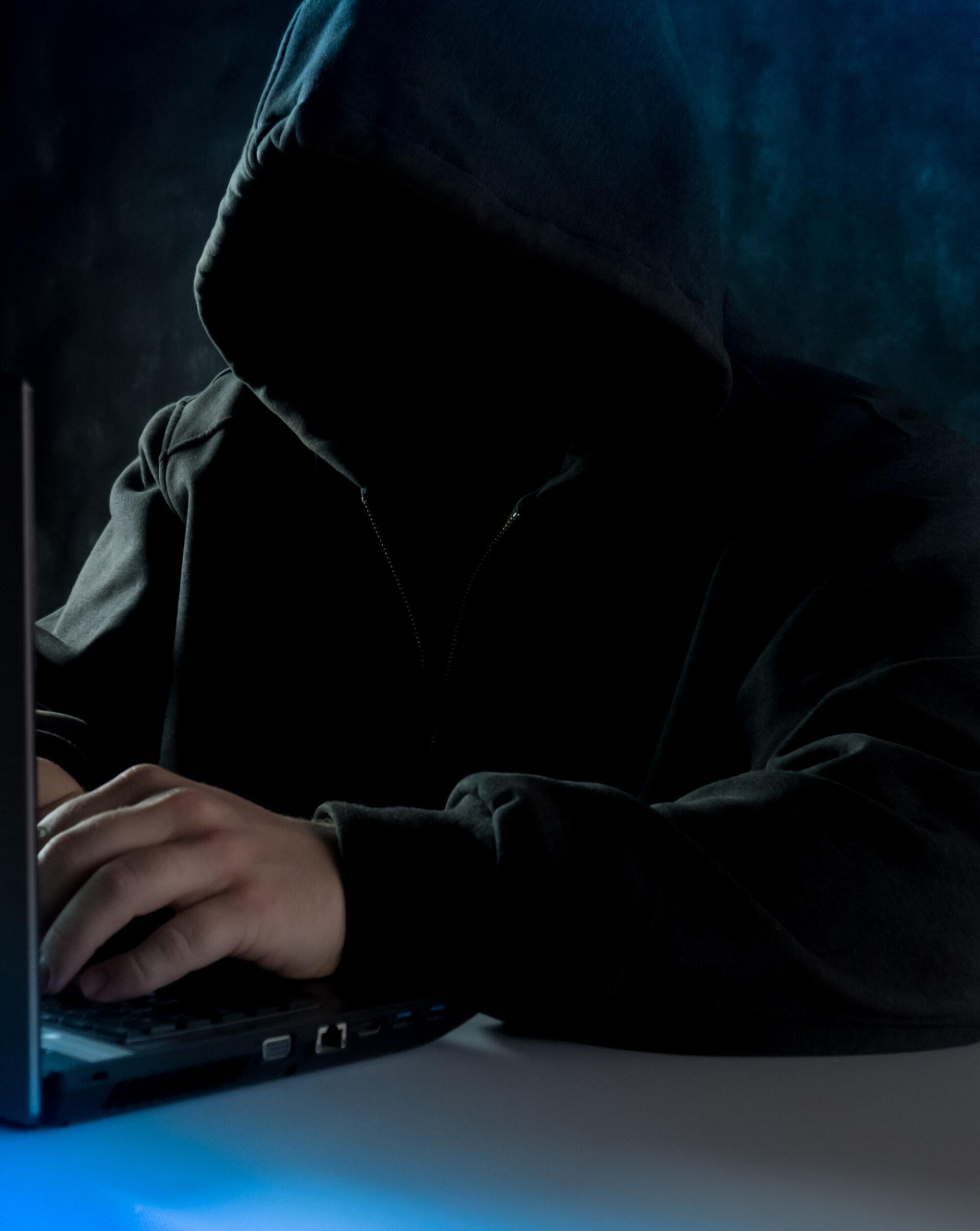 Anatomy of a Crypto Scam. - An Audius Drop, A Browser Based Wallet, and a Random Discord Message.