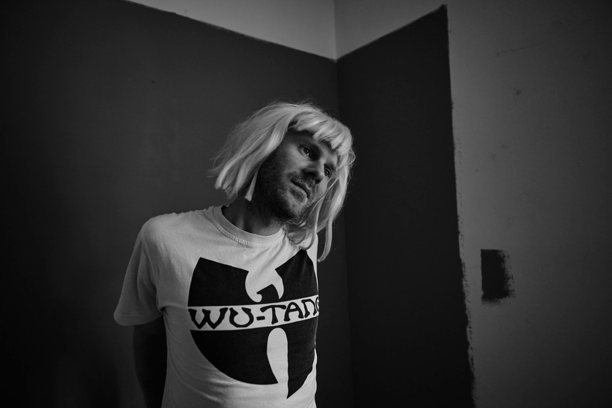 Groove Oriented Alt Pop from Germany. - Angela Aux: Devil Limbo
