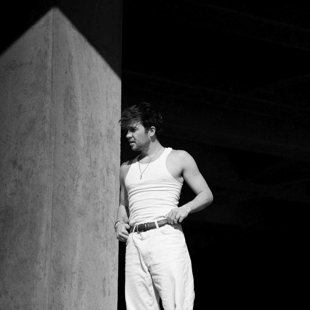 Ascendant Indie Pop from Los Angeles. - Christian French: make or break up