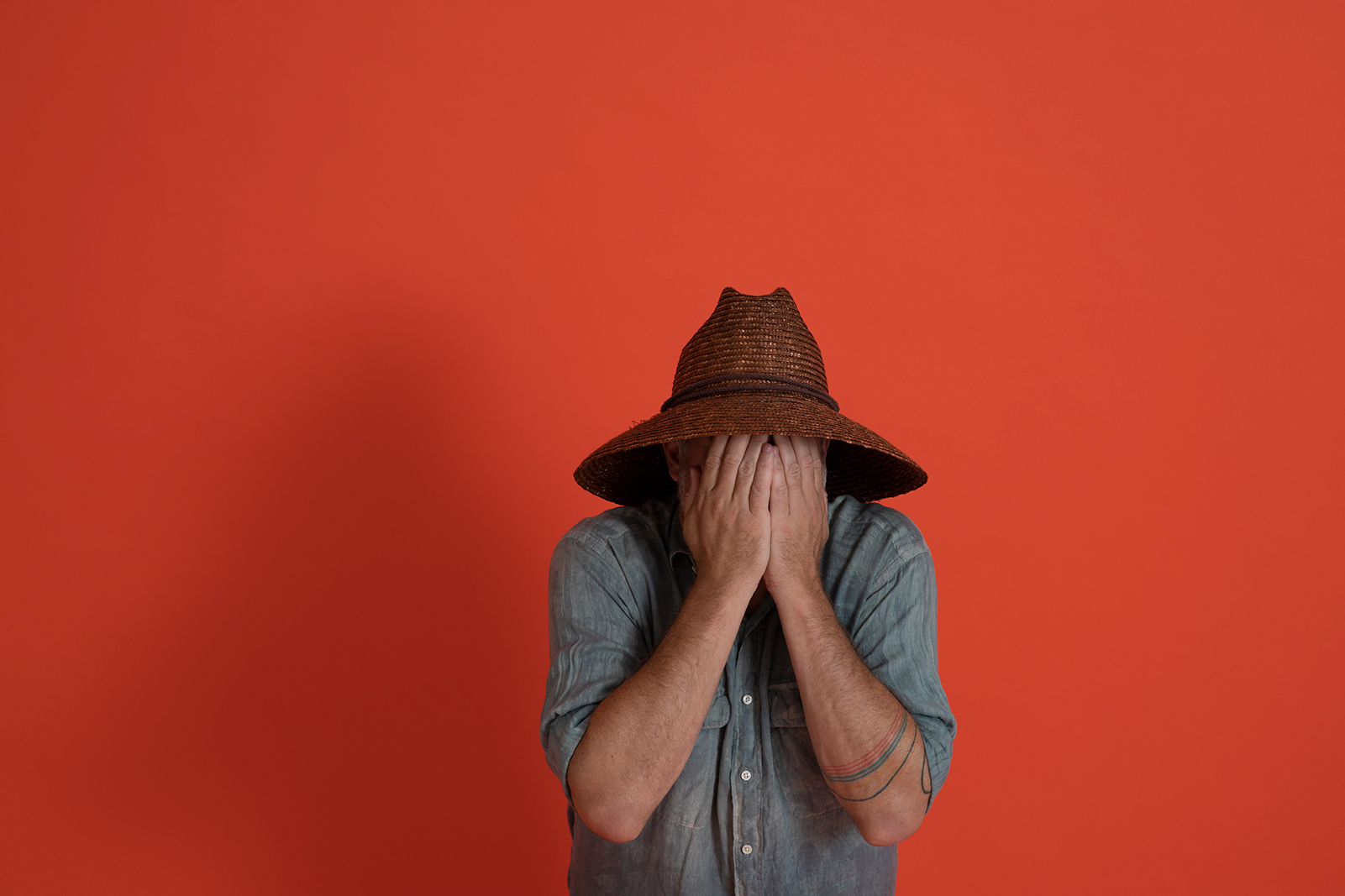 Indie Pop Songwriter Drops Another Shimmering Folk Gem. - Dekker: Back and Forth