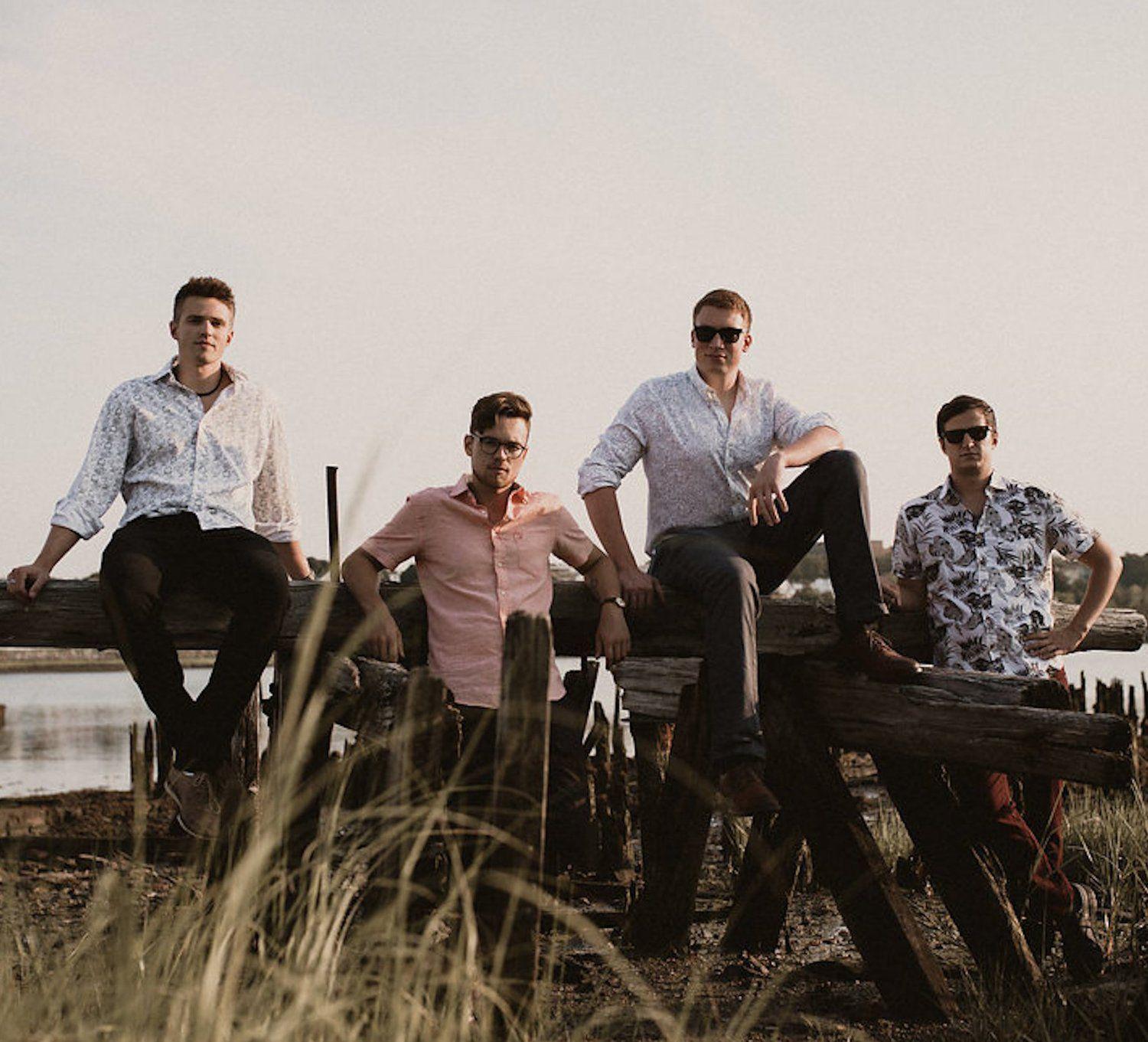 Indie Rock from Boston. - Dionysia: Capsize