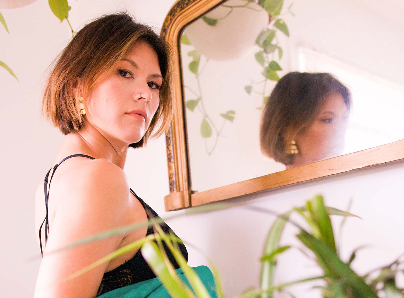 Ellisa Sun - Talk to Ya