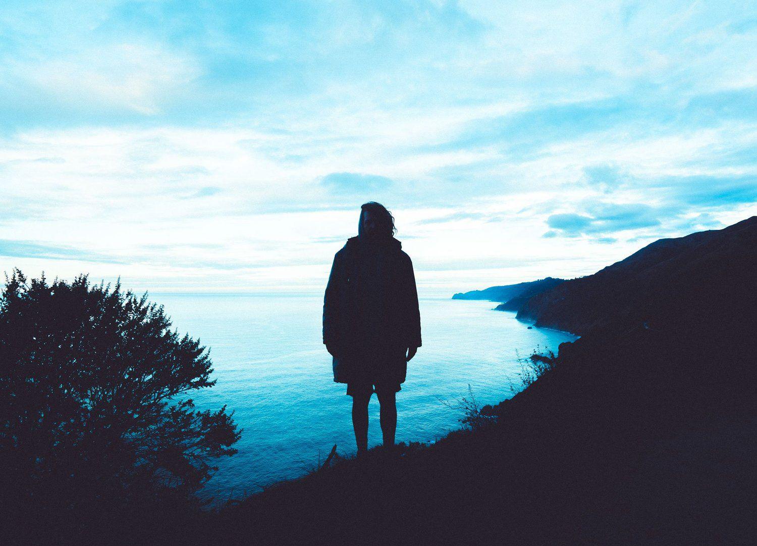Venice Beach Songwriter Speaks to Beloved Friend. - Enjune: Be Alright