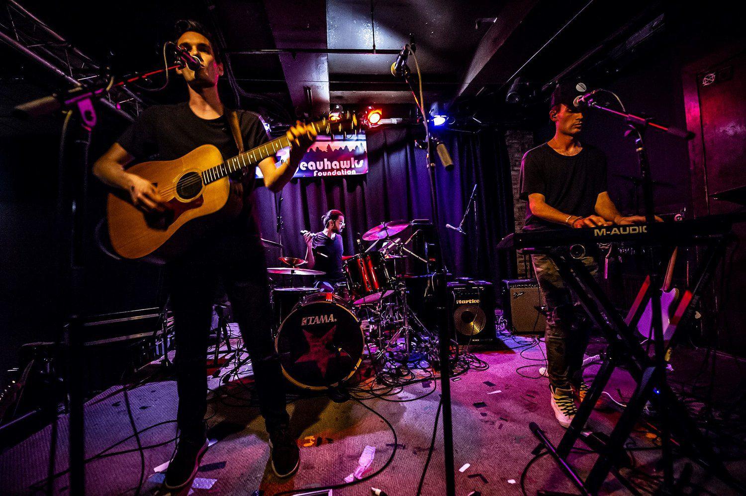 Boston Folk Rock. - Listen to Fontaine: Yesterday