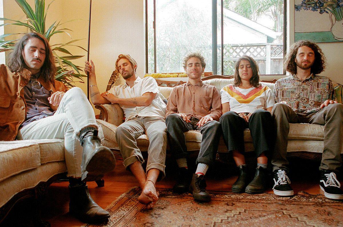Psychedelic Indie Folk Pop. - Getaway Dogs: Only in Retrospect