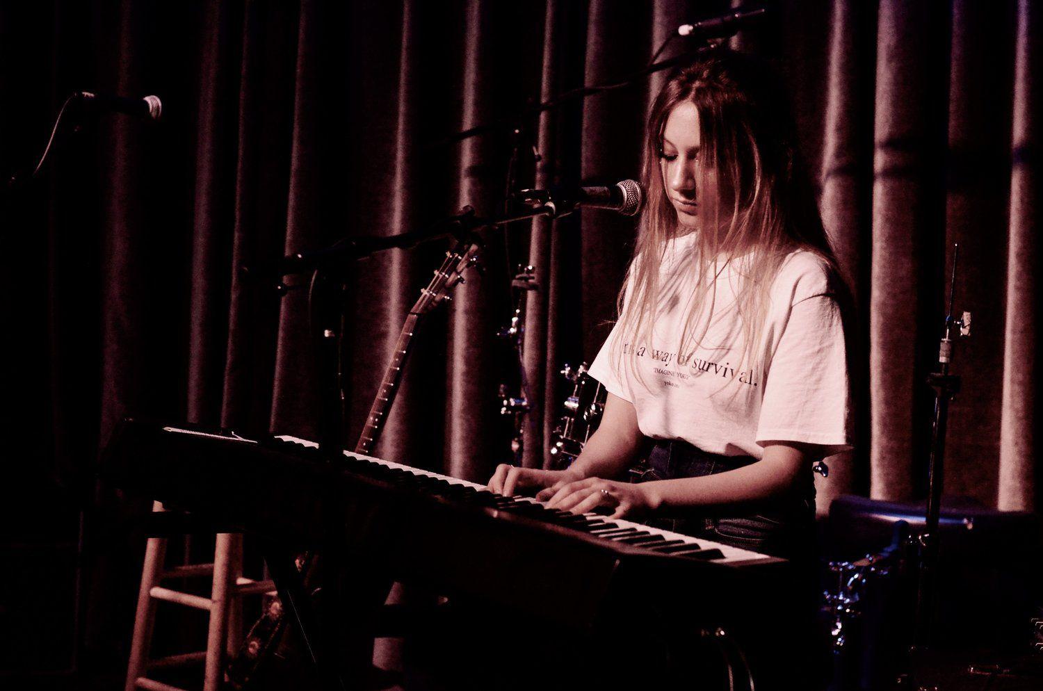 Fresh Soul Pop. - Gina Brooklyn: Losers