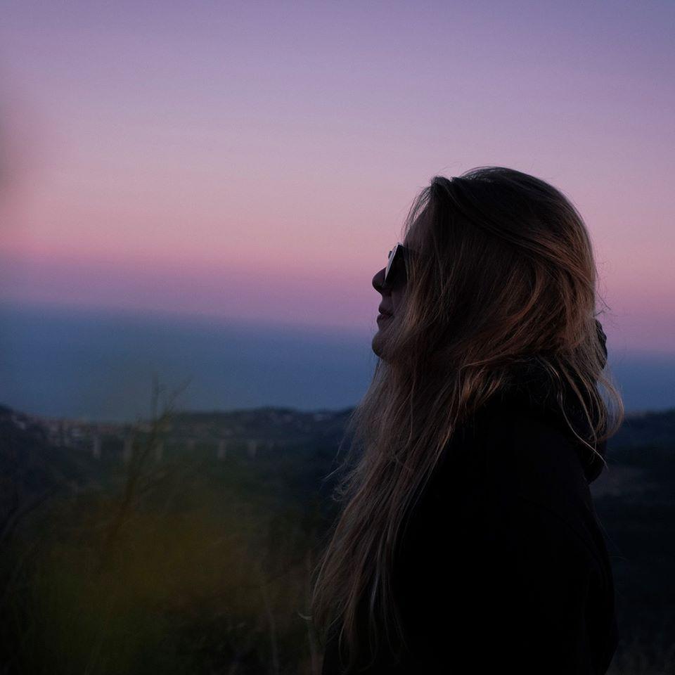 Emotional Electro Pop from Germany. - Gina Livia: in my head