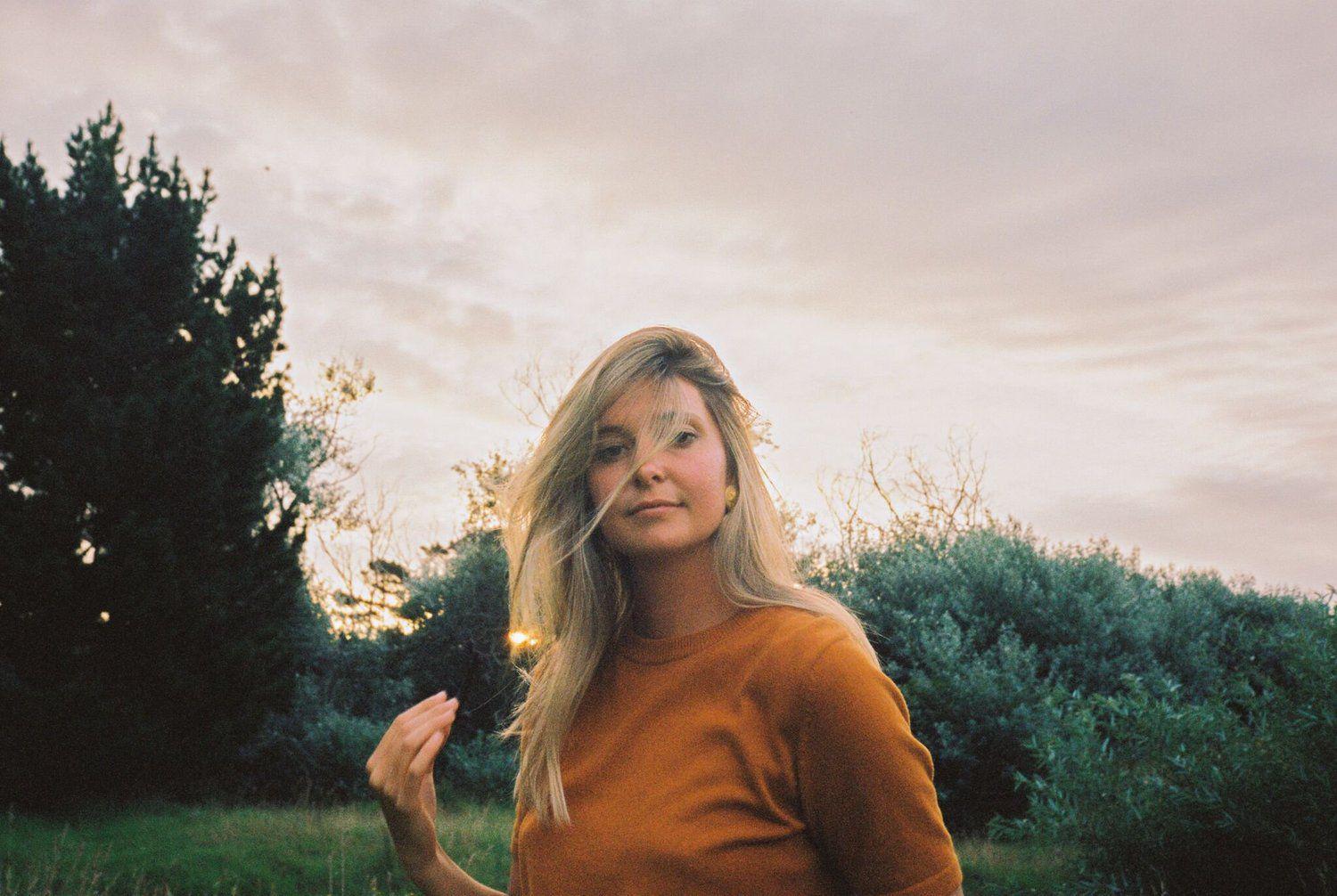 New Zealand Folk. - Jamie McDell: Extraordinary Girl