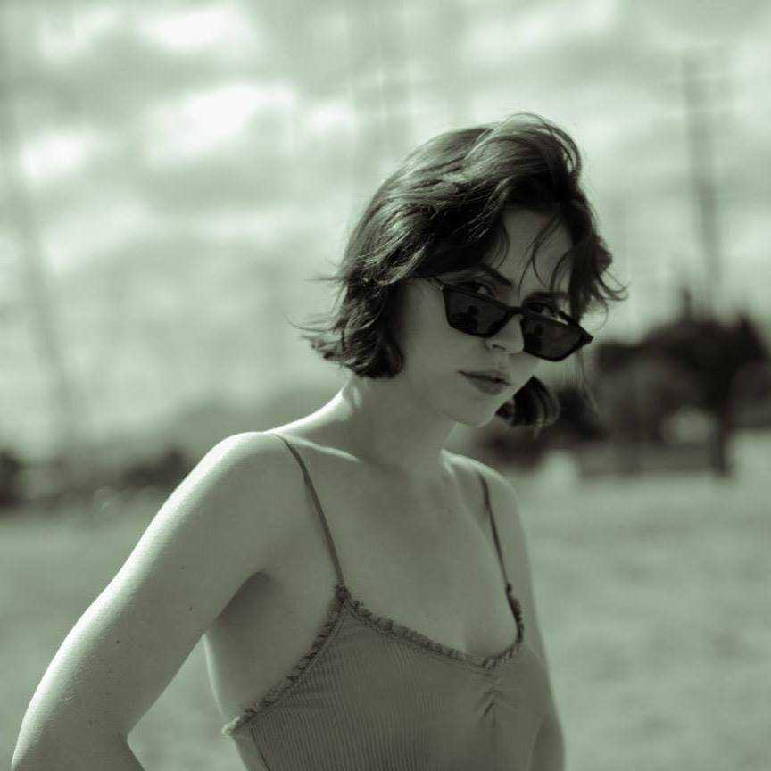 Jessie Munro - Under Fire
