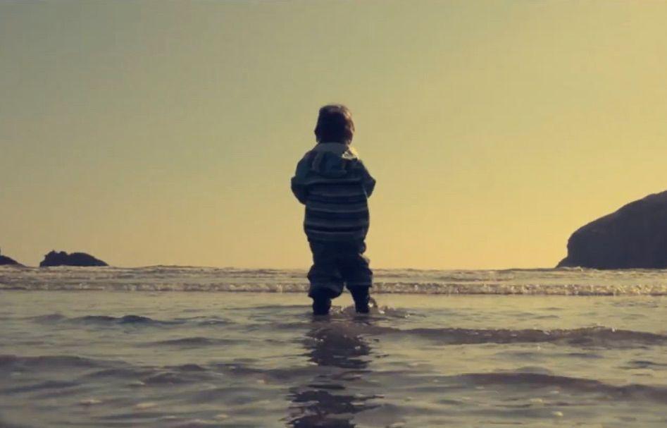 Wistful Folk Pop from Ireland. - Joe Cleere: Innocence (From Your Eyes)