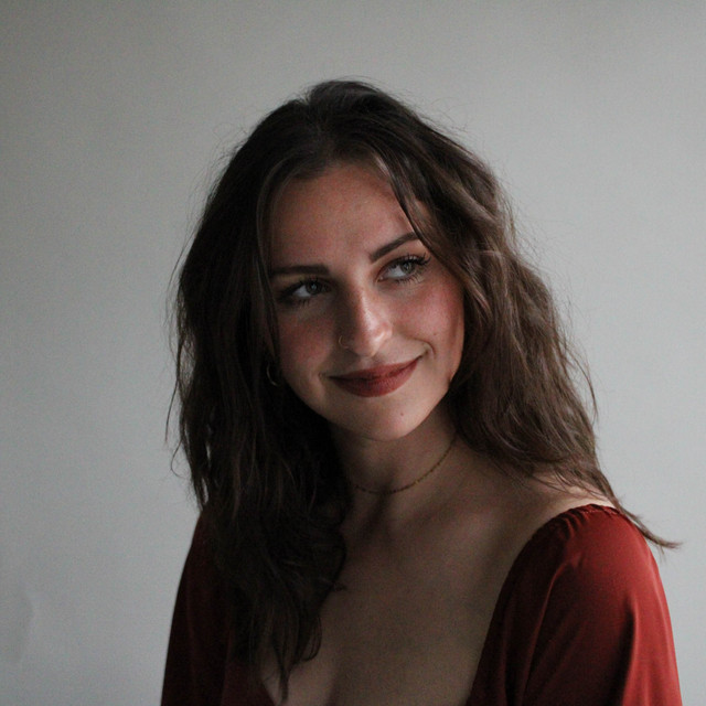 Laurel Mitchell - The Christmas Song (Nat King Cole Cover)
