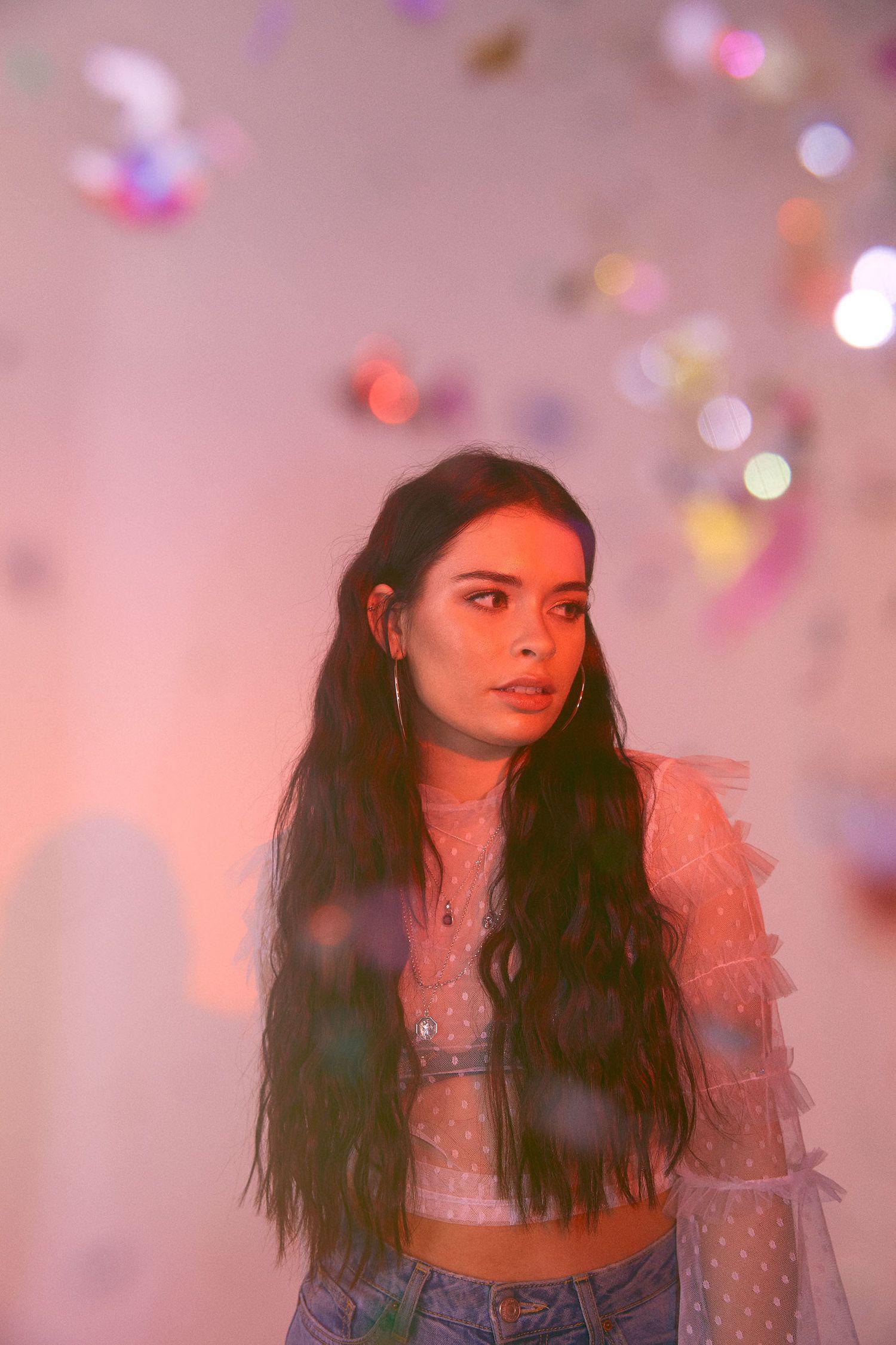 UK Star on the Rise. - Liv Dawson: Pushing 21