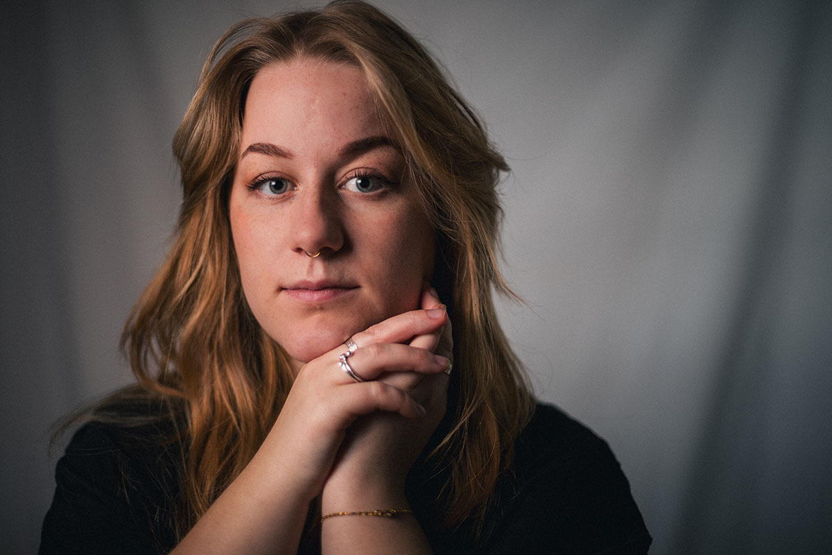 Malin Verheij - Hold On To Me