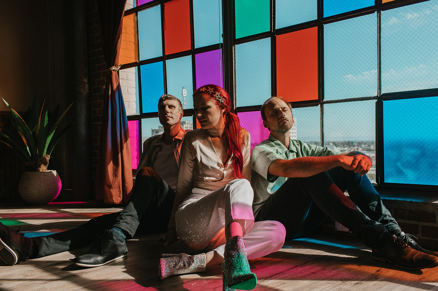 Neo Soul Trio from LA Joins Forces with RnB Legend. - Moonchild x Lalah Hathaway: Tell Him