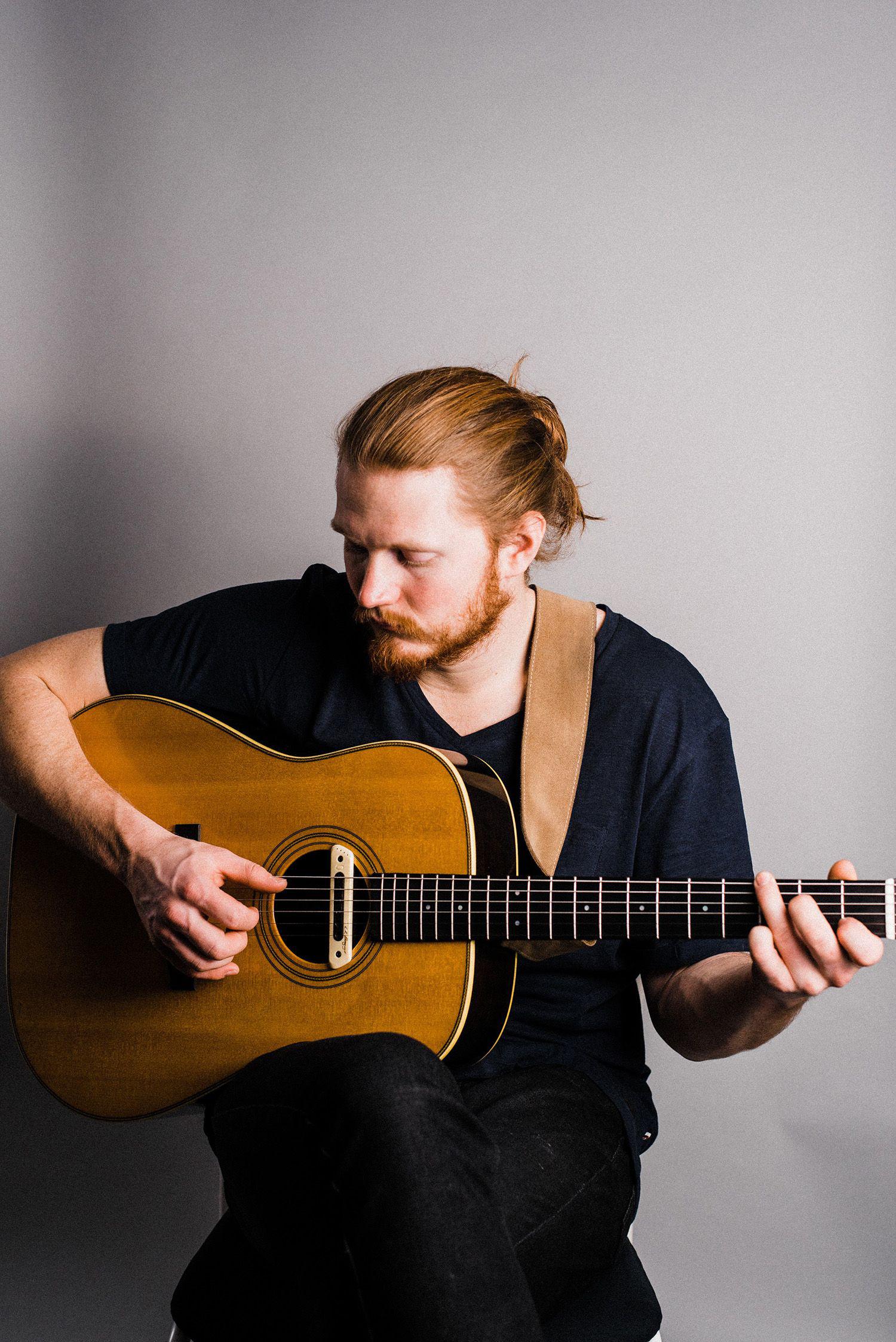 Acoustic Folk. - Noah Derksen: What Kind of Love is That