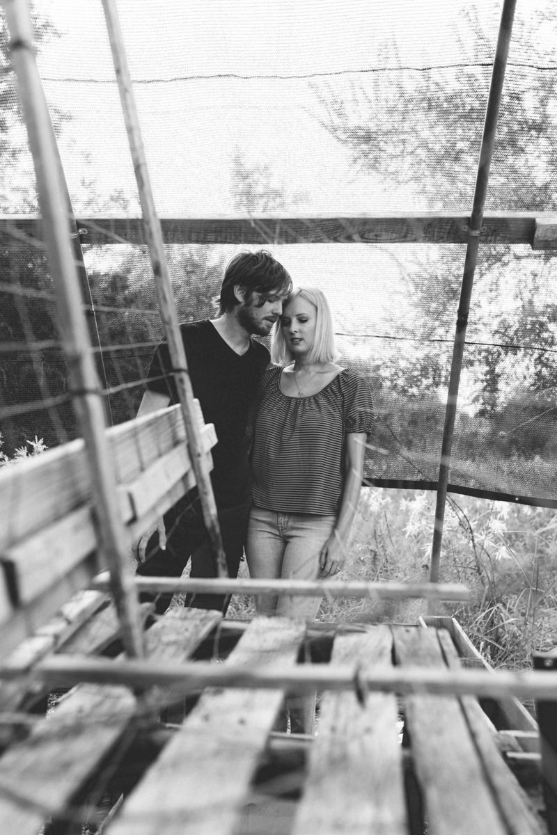 An Upbeat Blend of Indie Rock and Roots-Driven Soul. - Relick: la magie