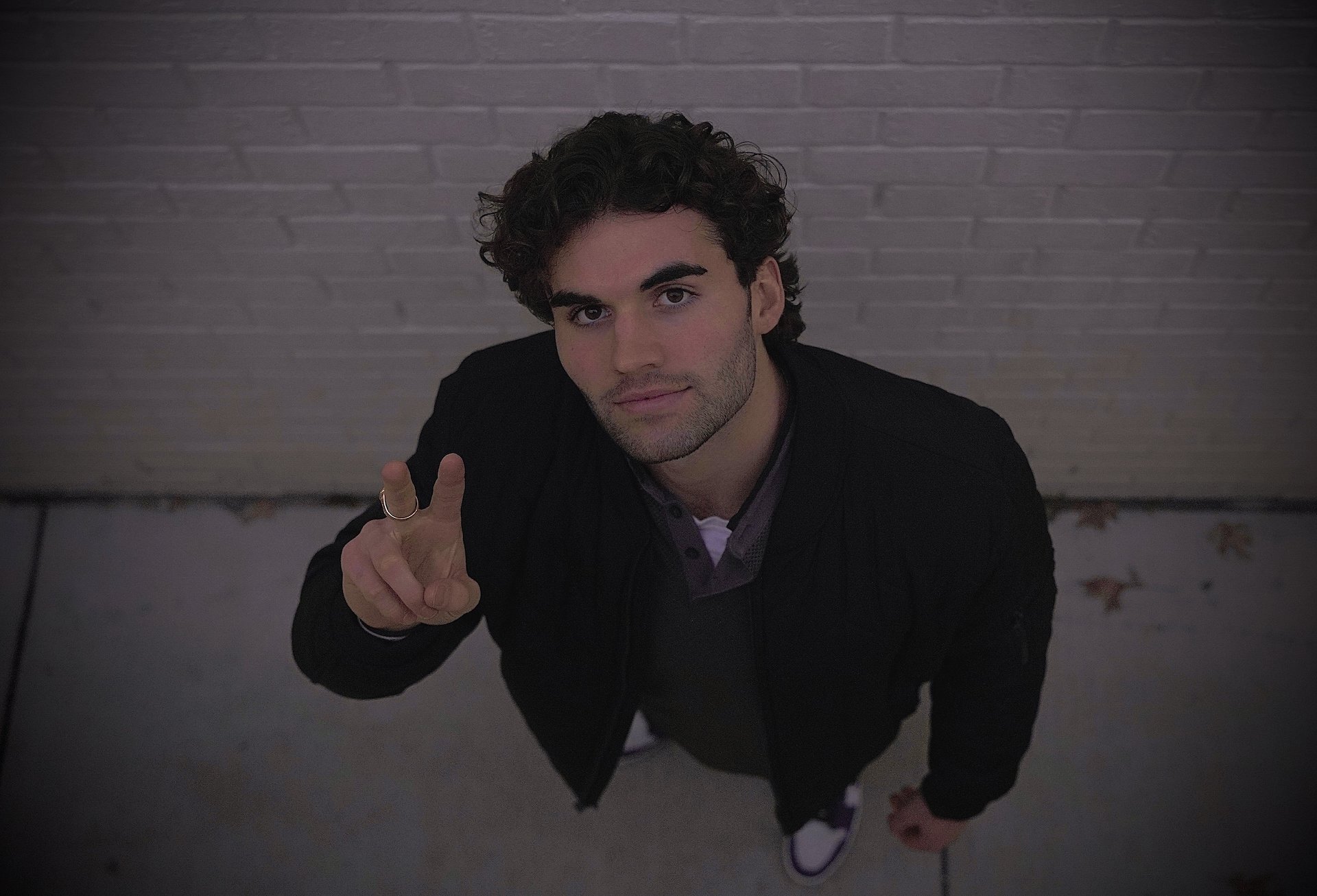 Impressive Soul Pop Debut from Nashville. - Listen to Sam Sherrod: Goodbye