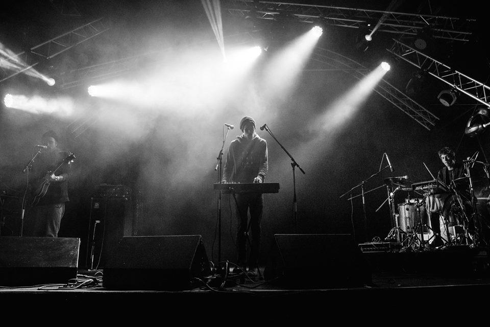 Electro Pop from Luxembourg. - Say Yes Dog: Feel Better