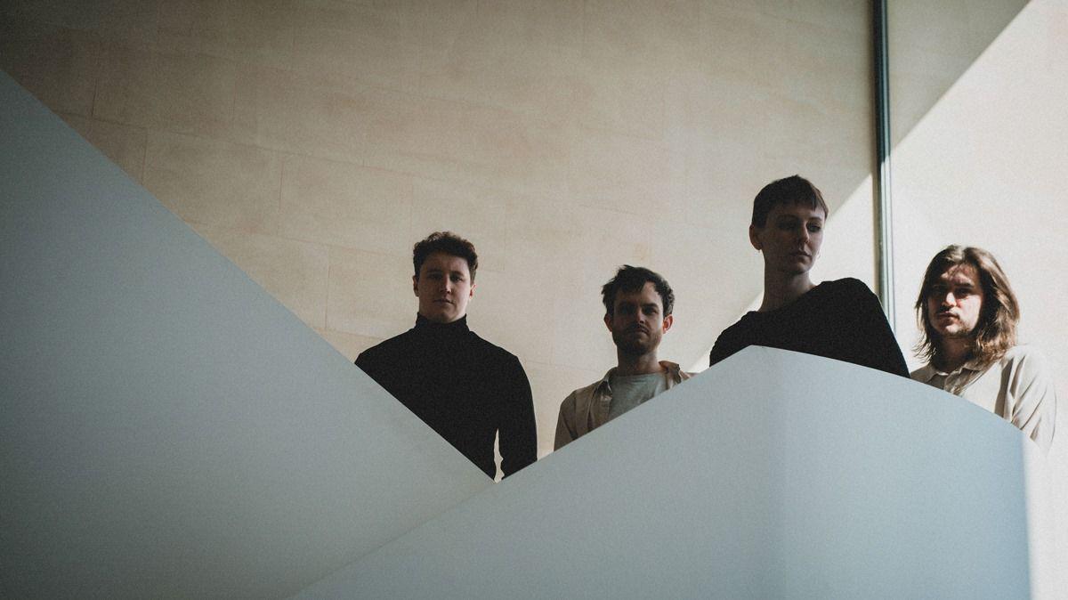 Controlled Indie Rock Chaos from Bristol for Fans of Radiohead & Garbage. - The Desert: Disappearing Act