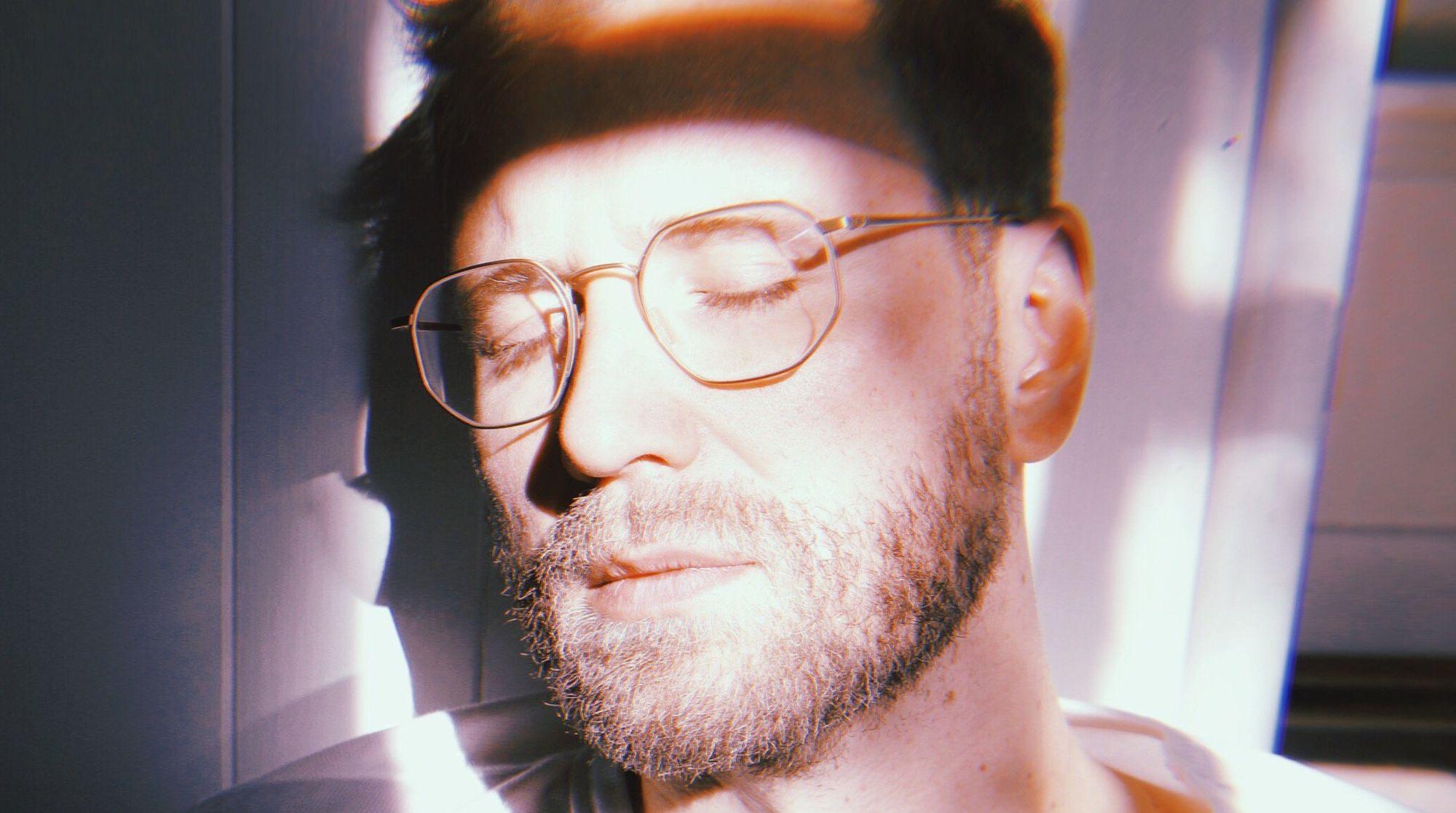 A Powerful Mix of Electro Pop and Personal Catharsis. - Zerbin: Twenty Nine